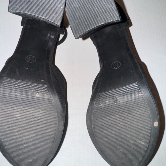 Elegant Black Women's Heels - Picture 6 of 7